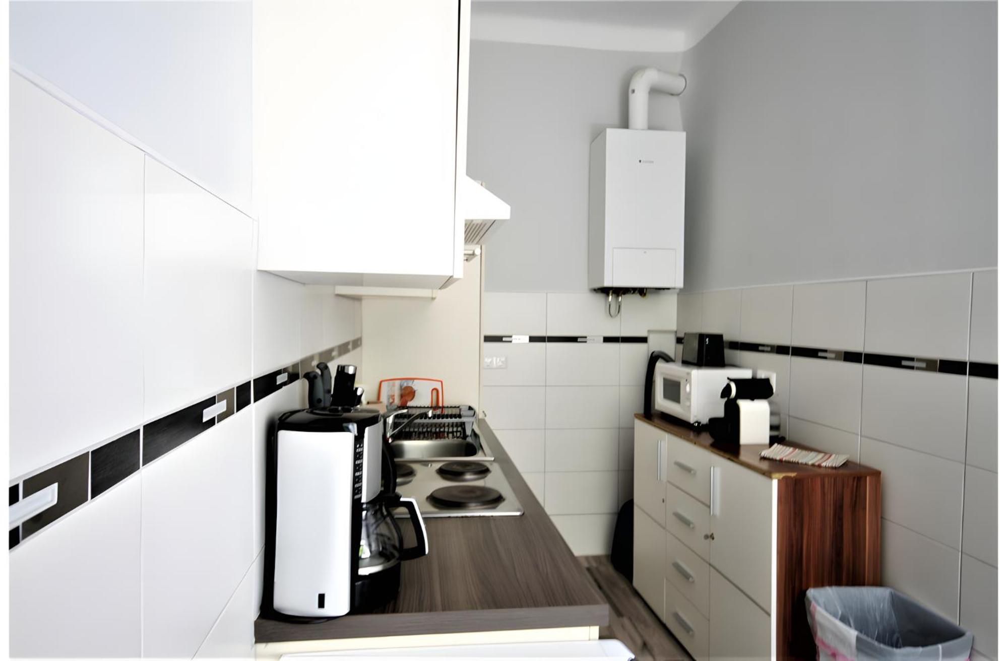 Modern Flat With 2 Rooms, Close To Schoenbrunn Виена Екстериор снимка